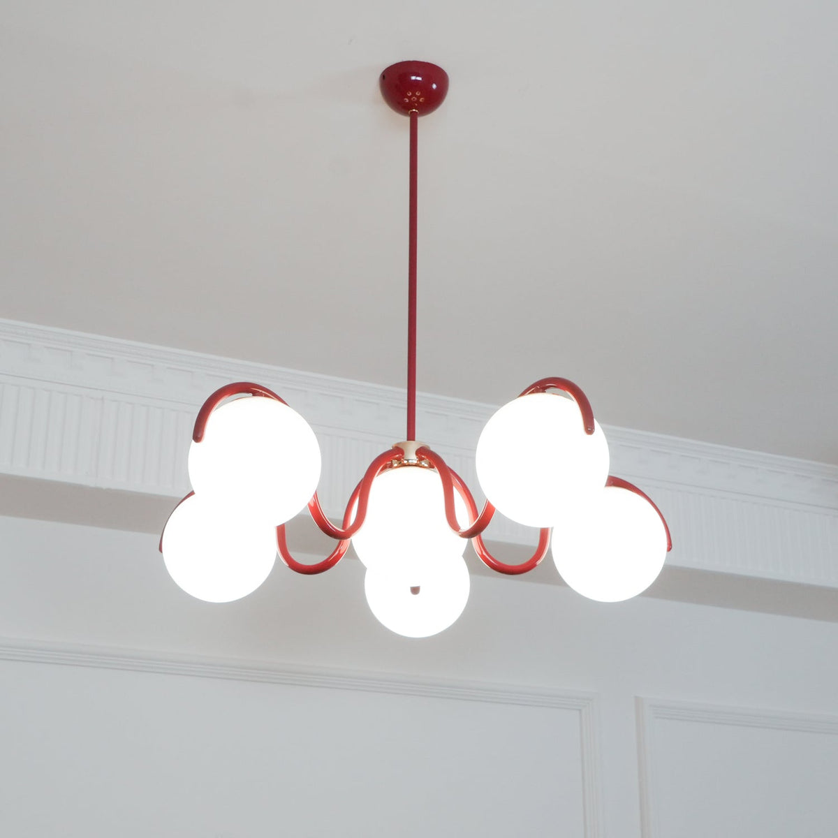 Pheva Curve Linear Chandelier Red&Silver