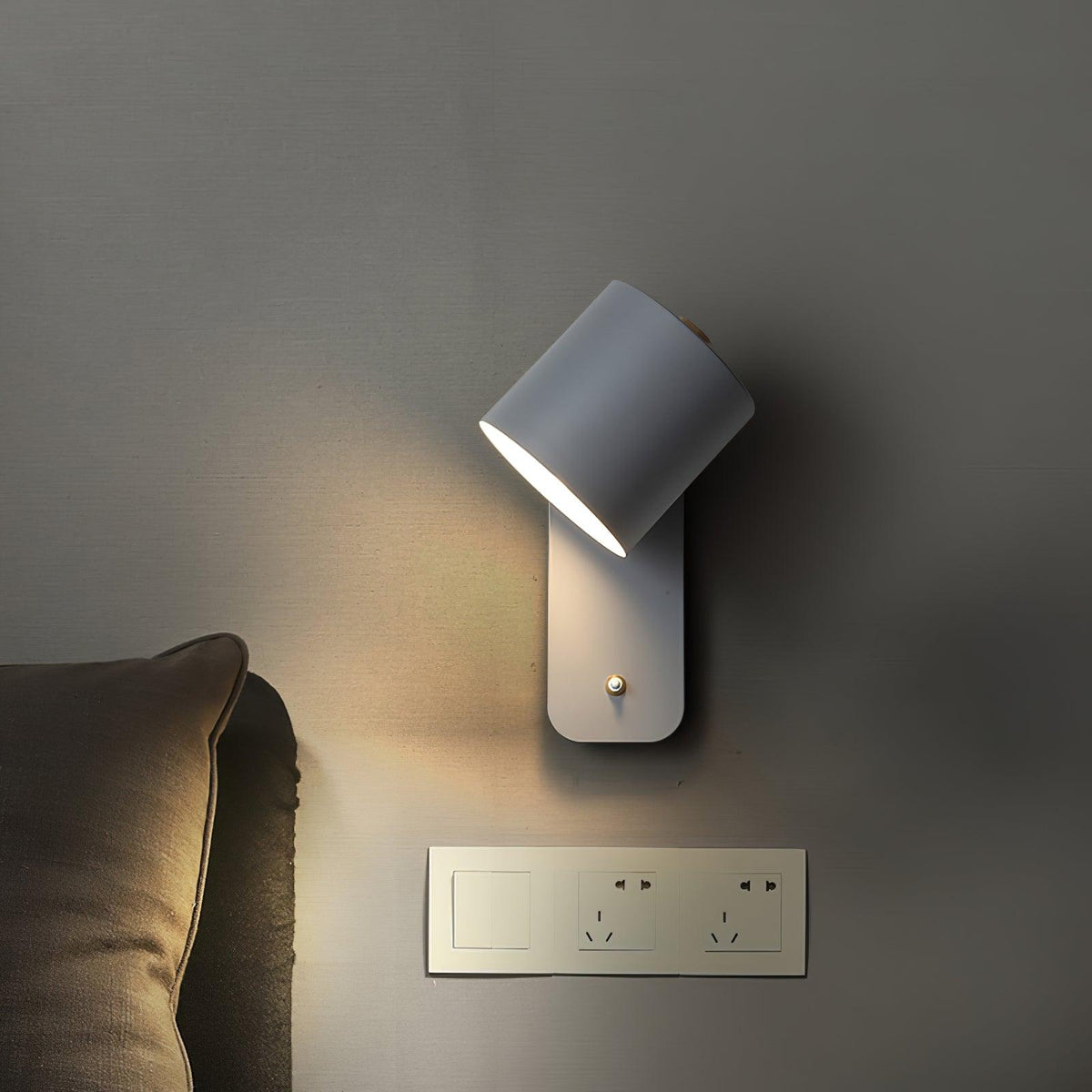 Quella Modern Rotatable Cylinder Wall Lamp – Adjustable Accent Lighting
