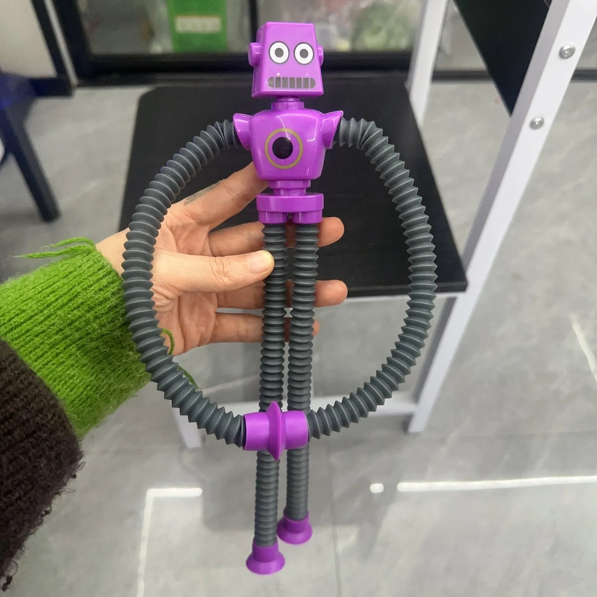 2pcs Stretch Tube Robot Toy – Educational Suction Cup Sensory Decompression Toy