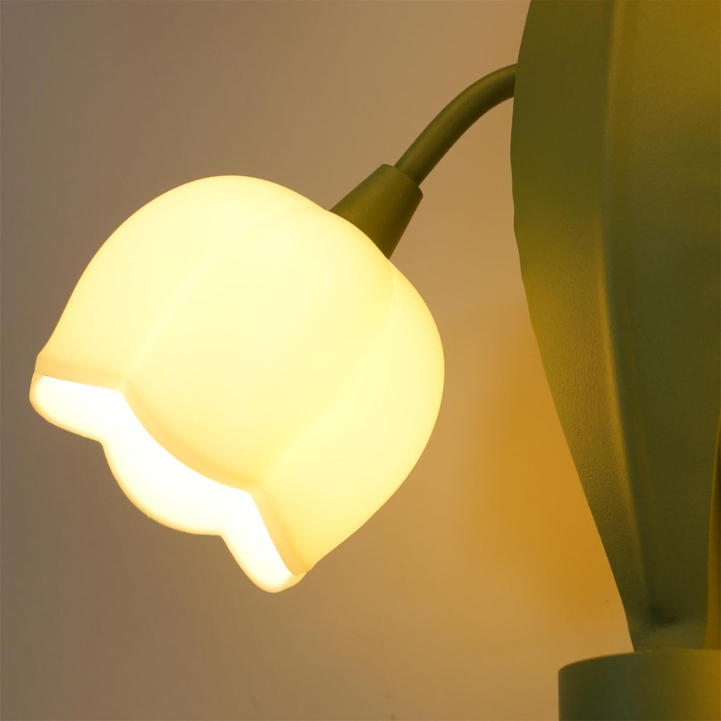 Aelis Natural Orchid Wall Lamp – Elegant Indoor Botanical Lighting