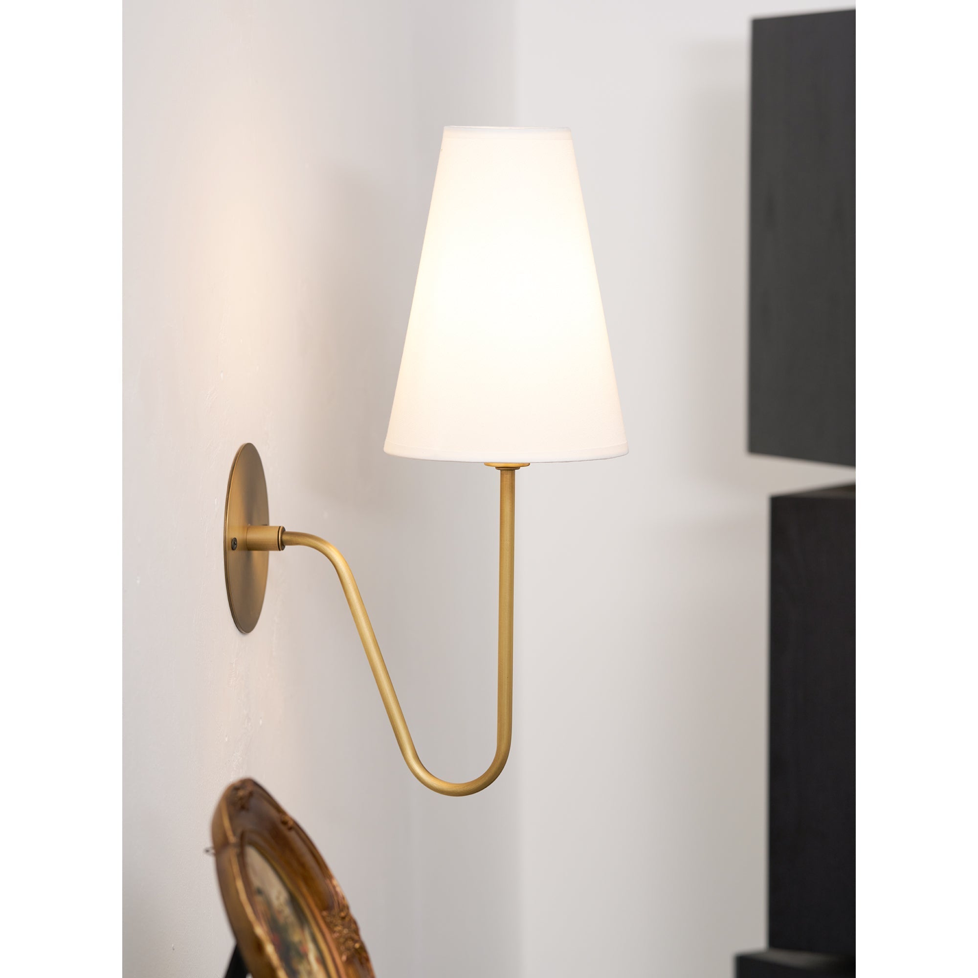 Scoop Brass Wall Lamp Sculptural Modern Bedroom Living Room Hallway — Brass Black
