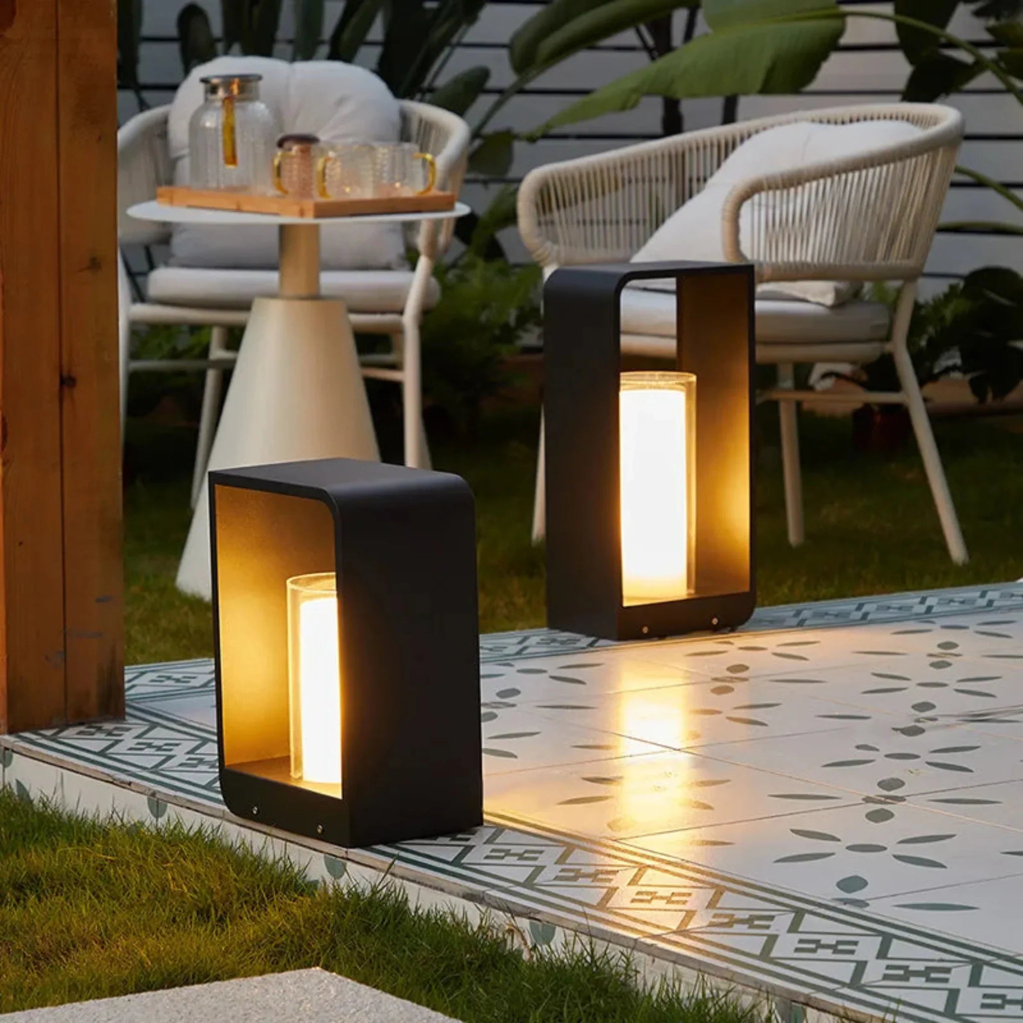 LumoEdge outdoor LED lawn lamp modern pathway garden driveway warm white