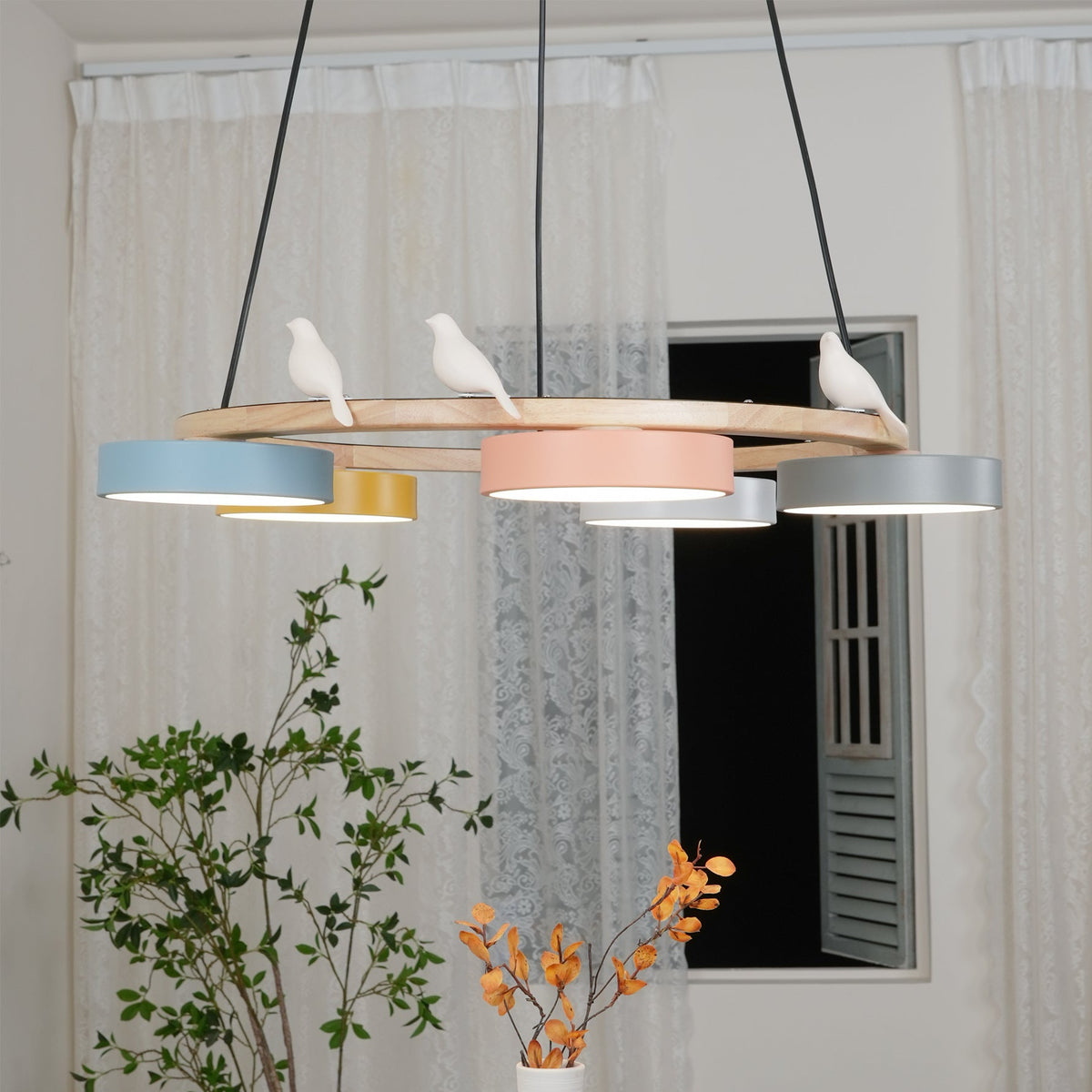 Cliff Chandelier Bird Round
