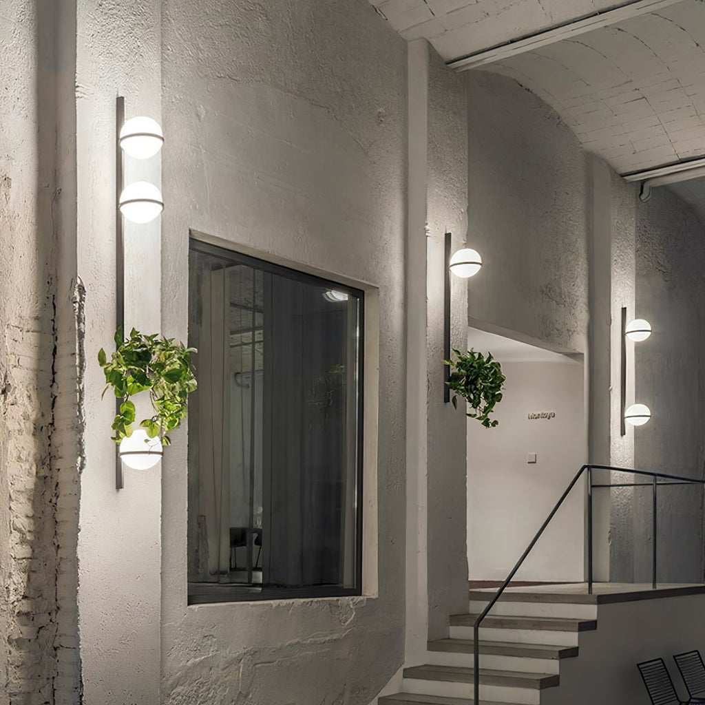 Ray Indoor & Outdoor Wall Light – Stylish Weather-Resistant Lighting for Any Space