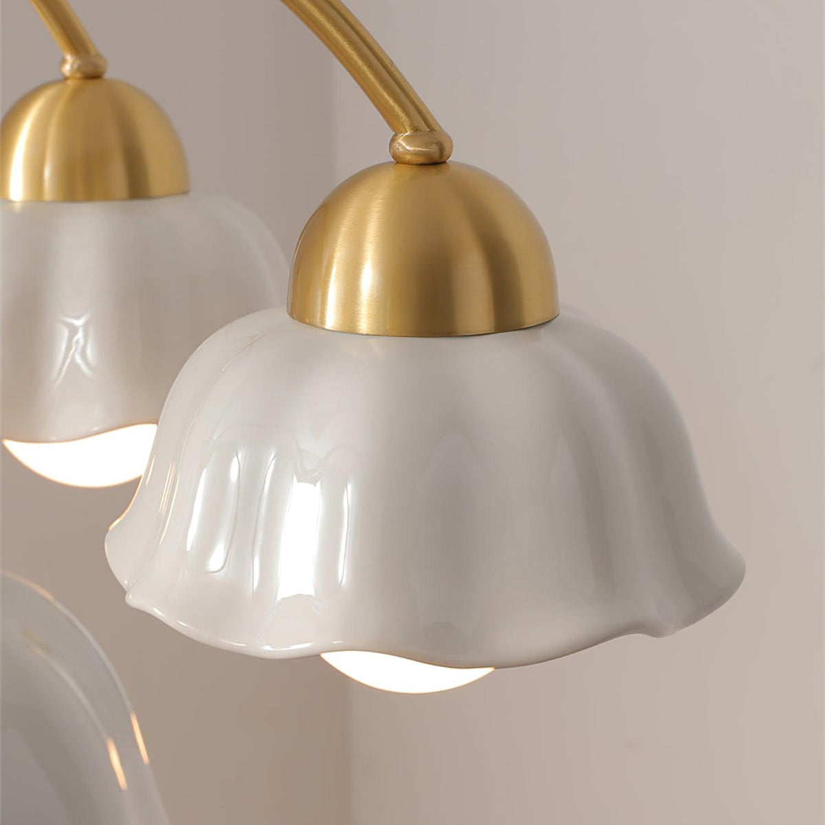 Bellin Floral Chandeliers Wood Ceramic