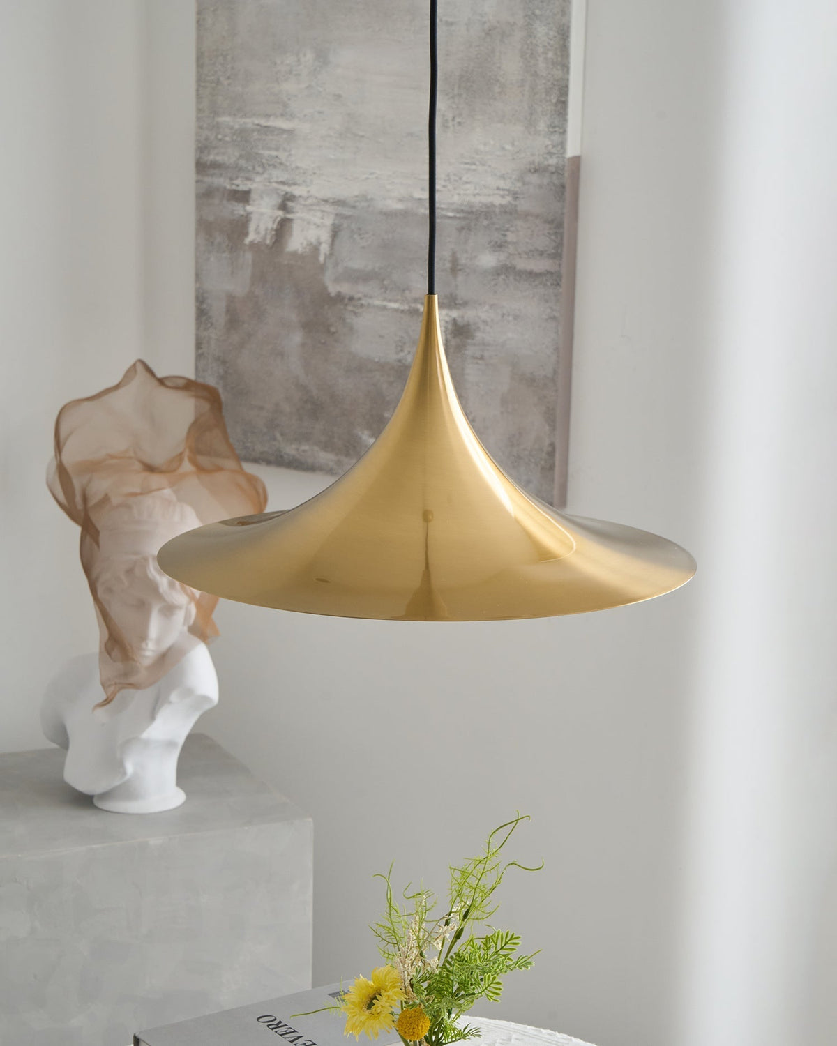 Pendant Lamp Slim Neck and Wide Flare Contemporary Dining