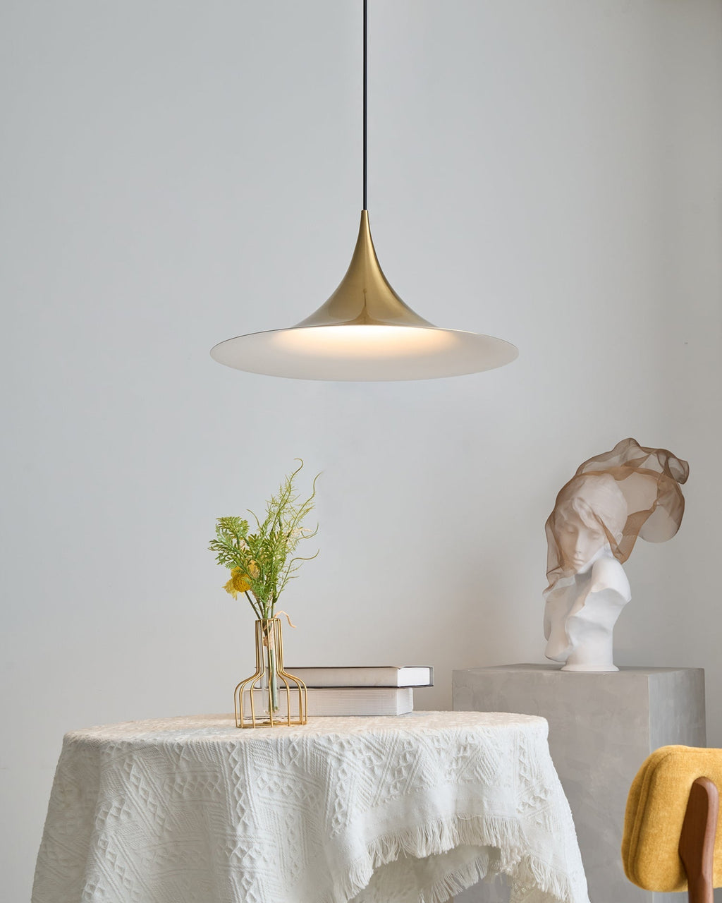 Pendant Lamp Slim Neck and Wide Flare Contemporary Dining
