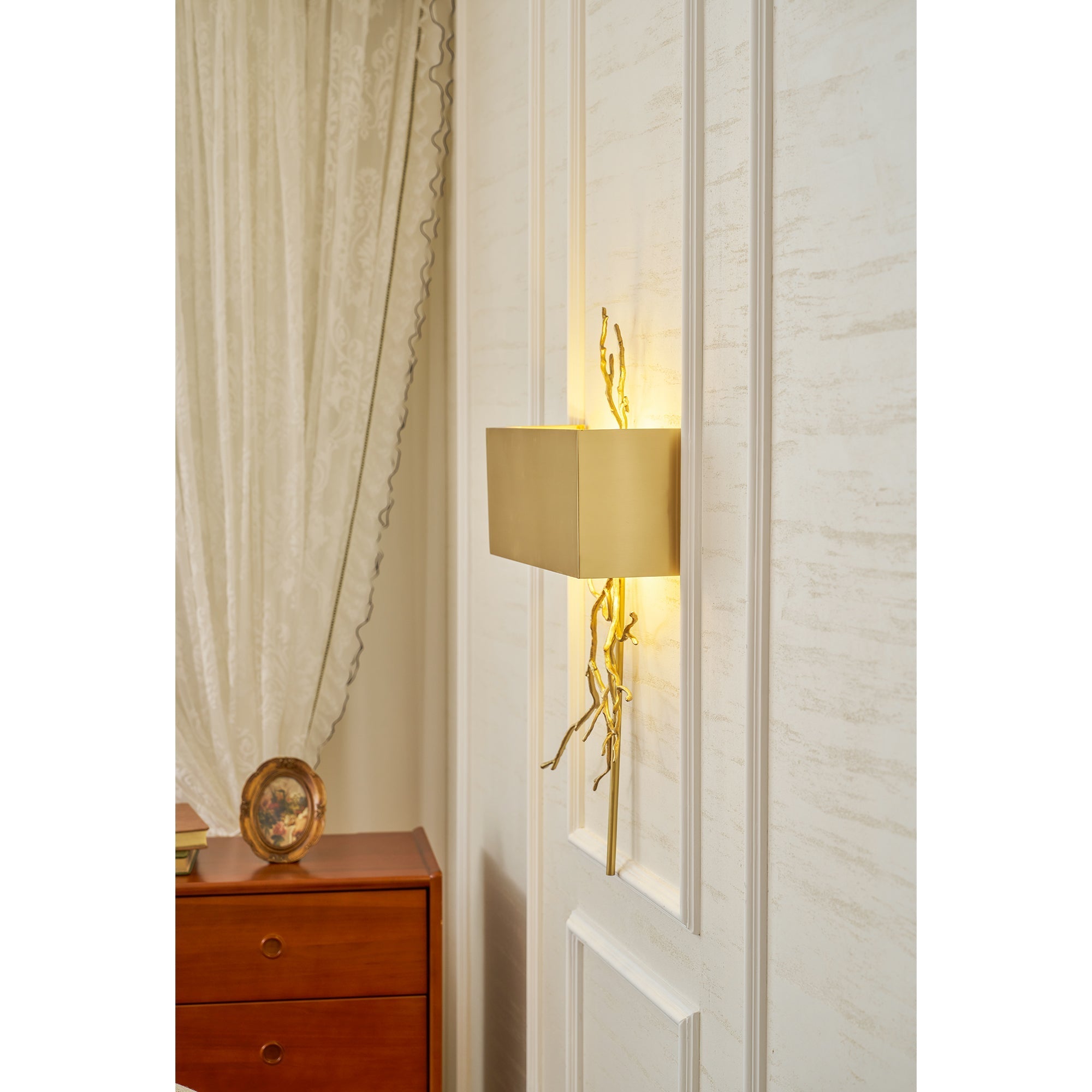 Twig Sculptural Wall Lamp Organic Branch LED Warm White Living Room Bedroom Restaurant — Brass Black