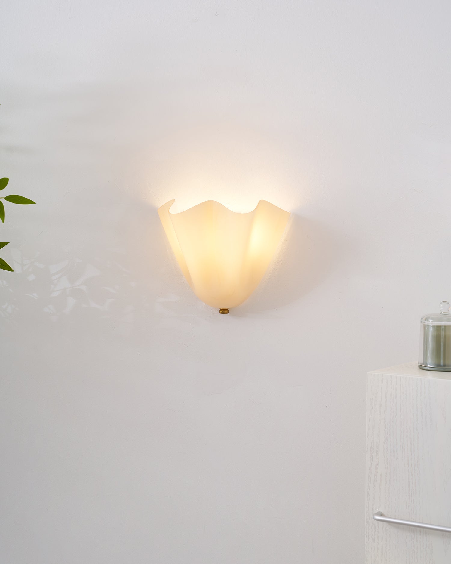 Petalia Glass Wall Sconce Art Deco LED Bedroom Living Room Hallway — Beige Green Brown Amber