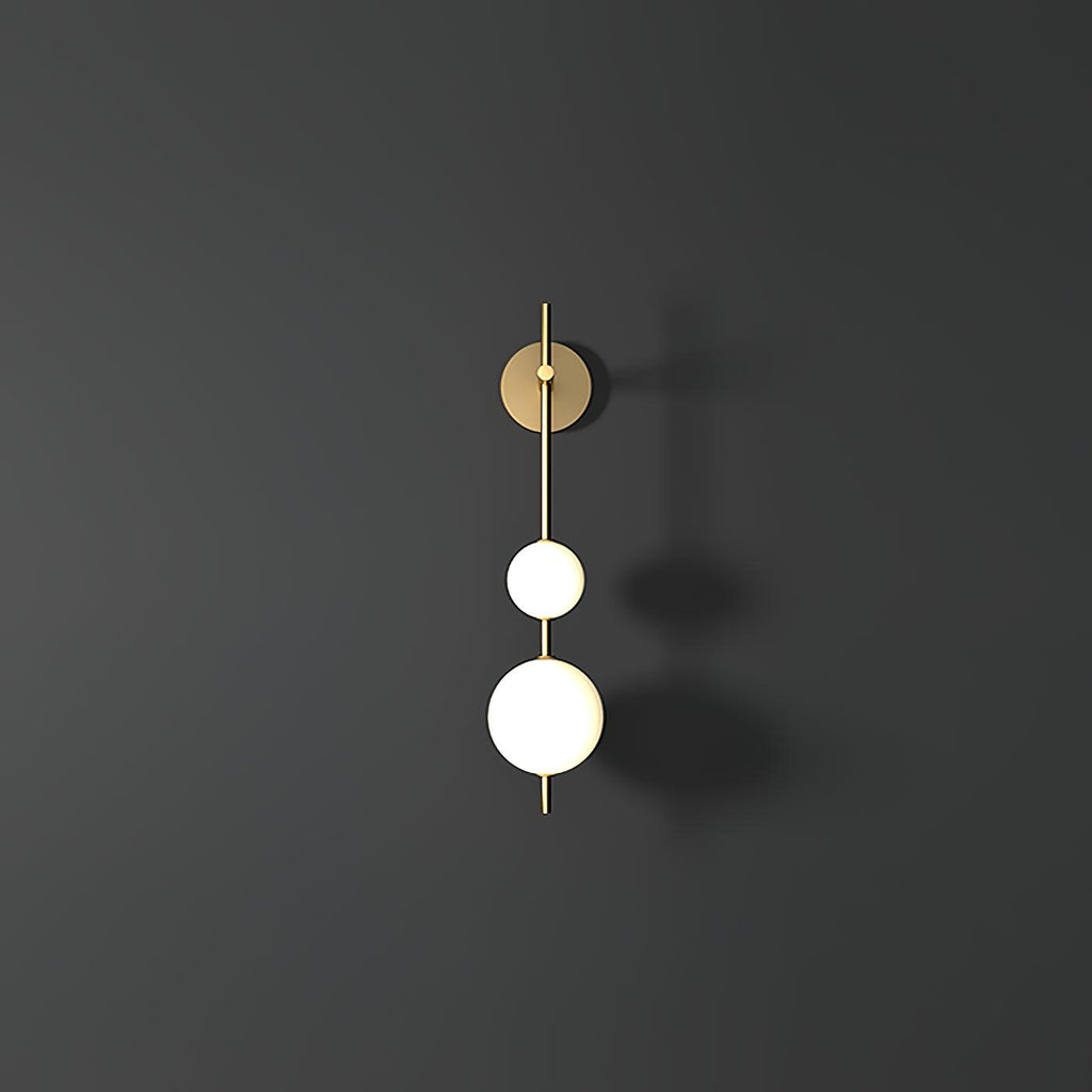 Cerin Vertical Globe Wall Lamp – Elegant Modern Lighting for Stylish Interiors