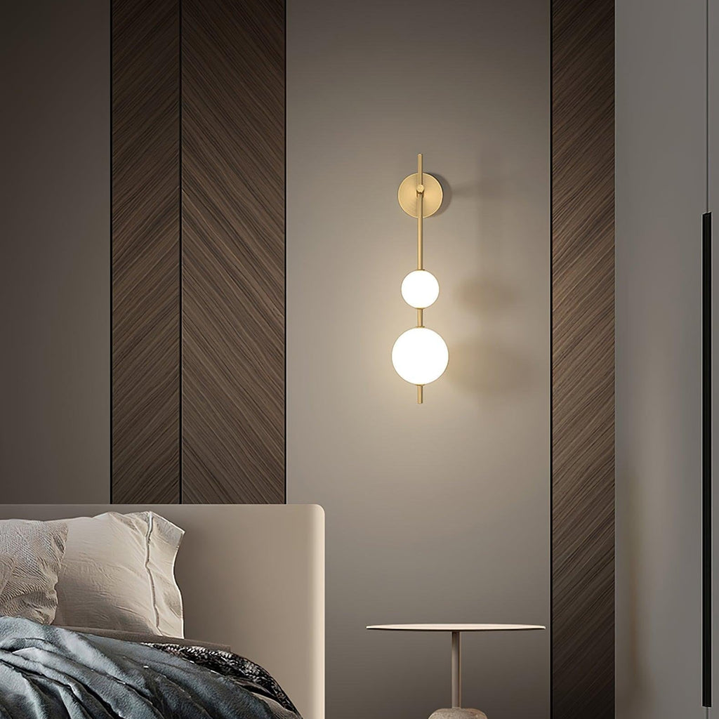 Cerin Vertical Globe Wall Lamp – Elegant Modern Lighting for Stylish Interiors