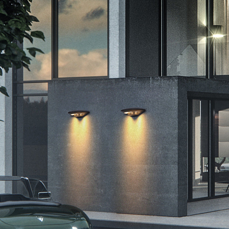 Ray Flying Saucer Outdoor Wall Lamp – Black Metal LED Light