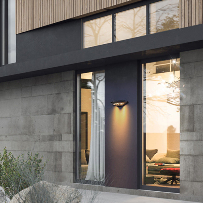 Ray Flying Saucer Outdoor Wall Lamp – Black Metal LED Light