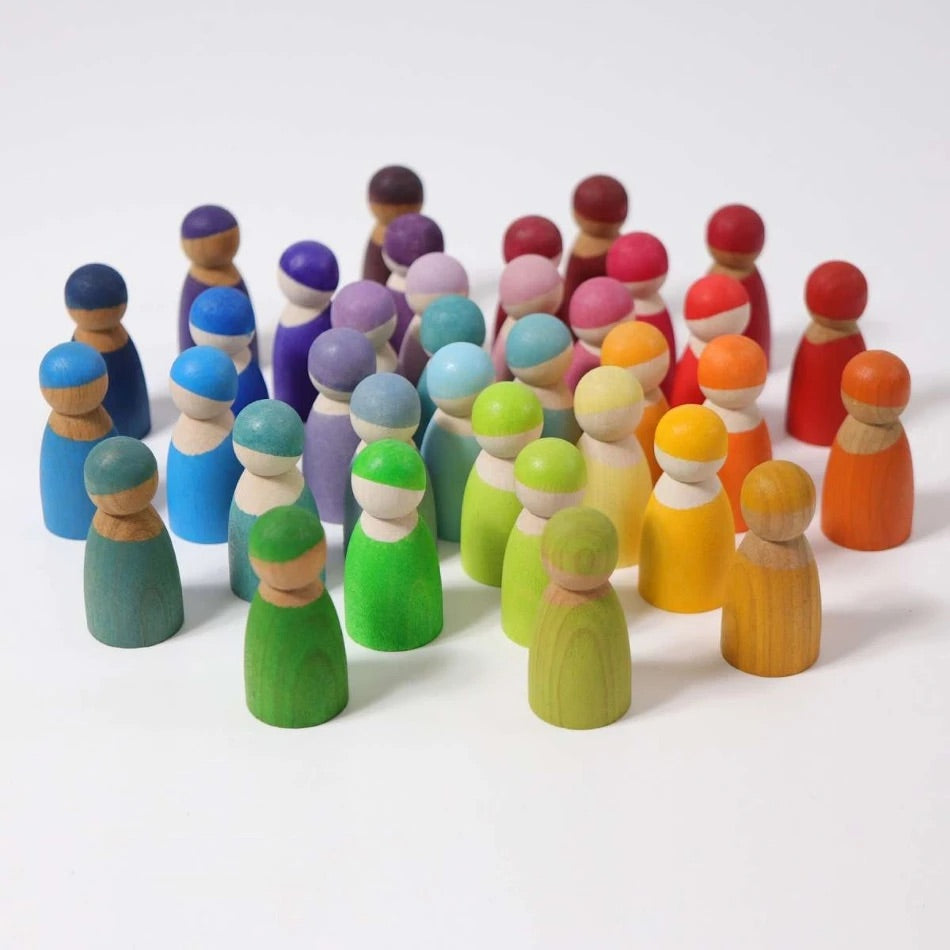 12 Rainbow Friends