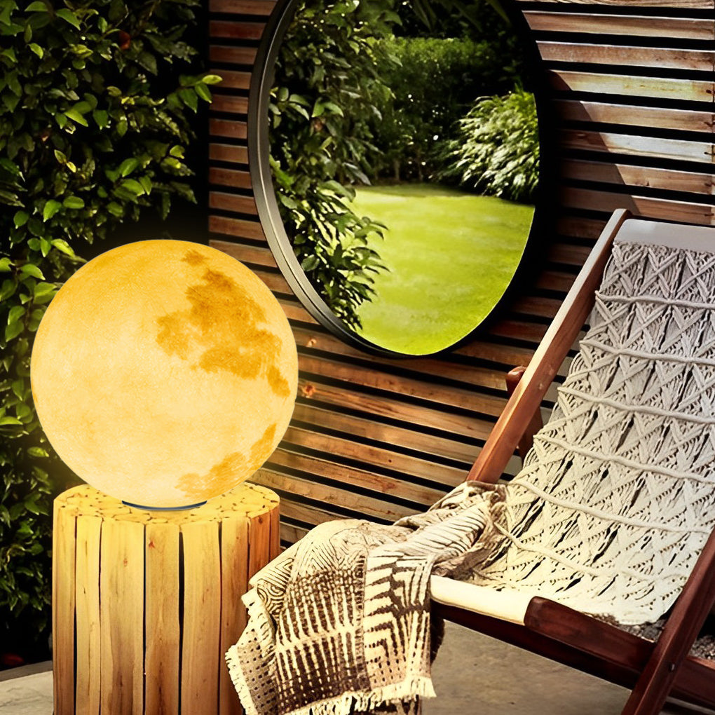 Moon-Shaped Outdoor Pillar Light LED Solar & Hardwired Driveway Garden — 8 to 16 Inch Sets