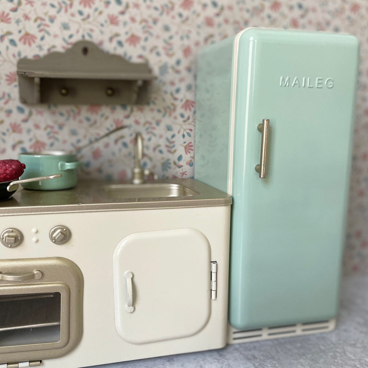 Maileg Dollhouse Fridge, Miniature Size
