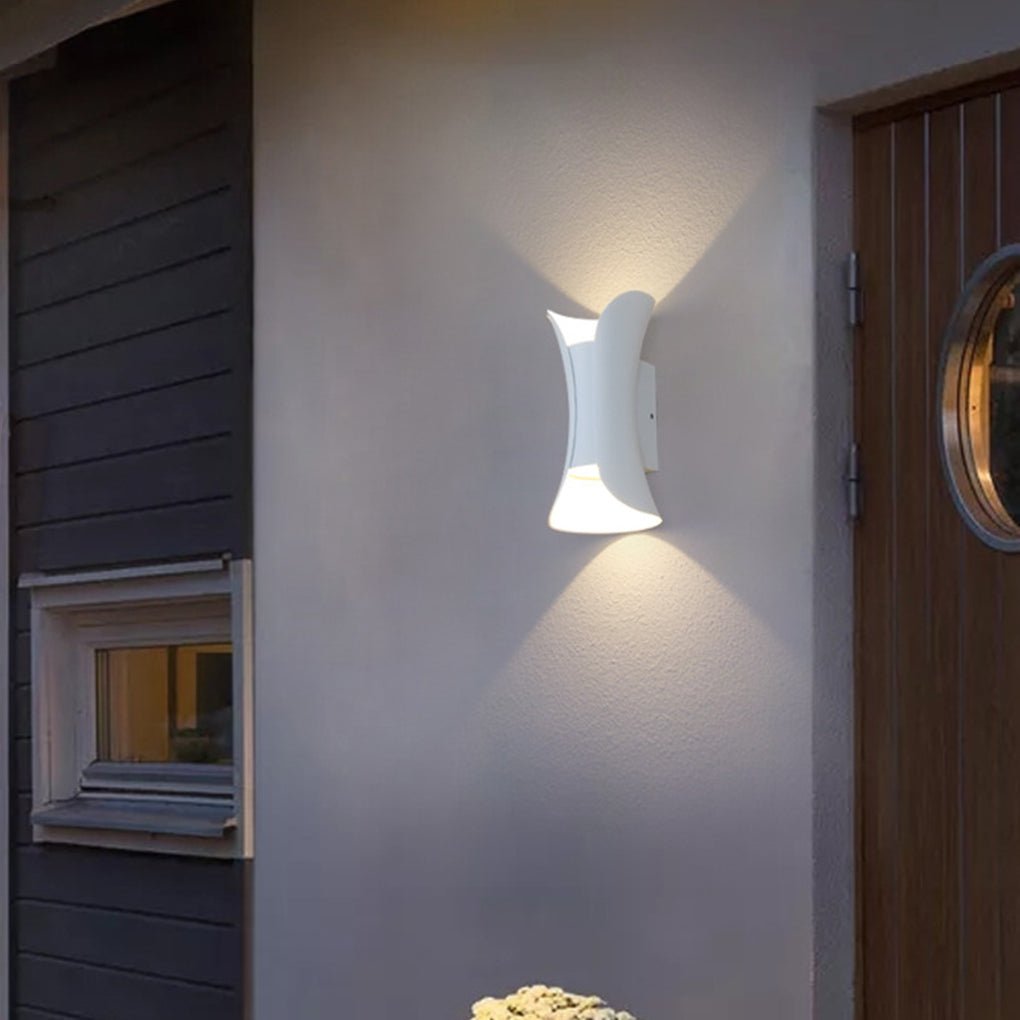 Up Down Outdoor Wall Light Curved LED Aluminum Waterproof Modern