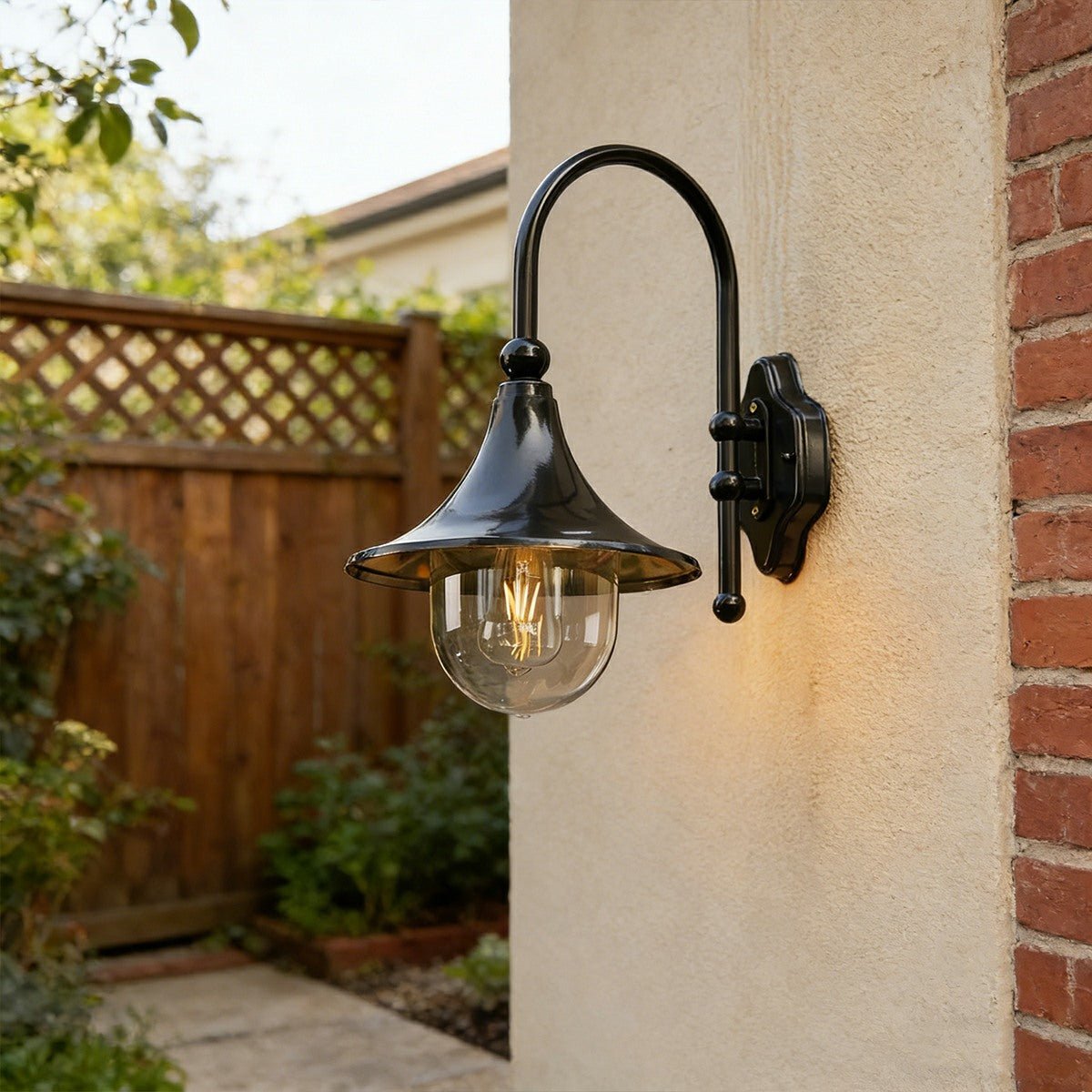 Vintage horn shape outdoor LED wall light waterproof black bronze IP54 — singles to sets